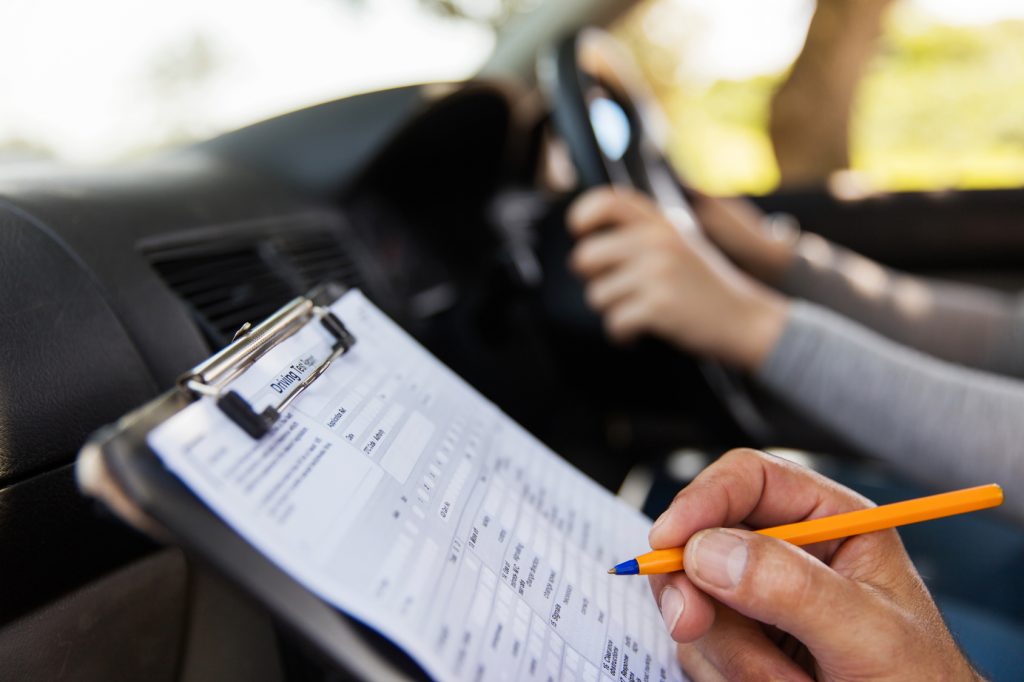 10 Tips To Pass Your Driving Test How To Pass A Driving Test Uk 10 Tips To Pass Your Driving Test How To Pass A Driving Test Uk