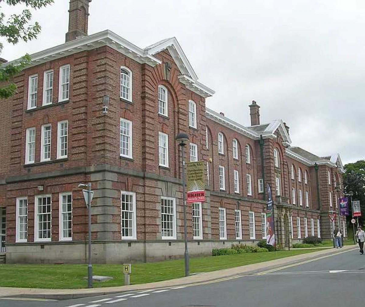 Leeds Metropolitan University Profile Gouni Leeds Metropolitan University Profile Gouni