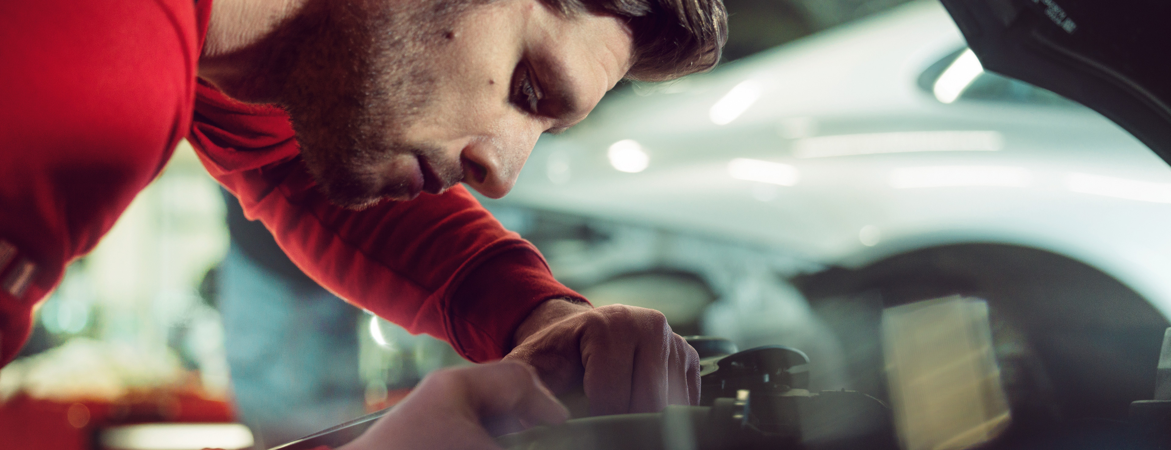 Porsche Lightweight Repair Expertise Porsche Usa Porsche Lightweight Repair Expertise Porsche Usa